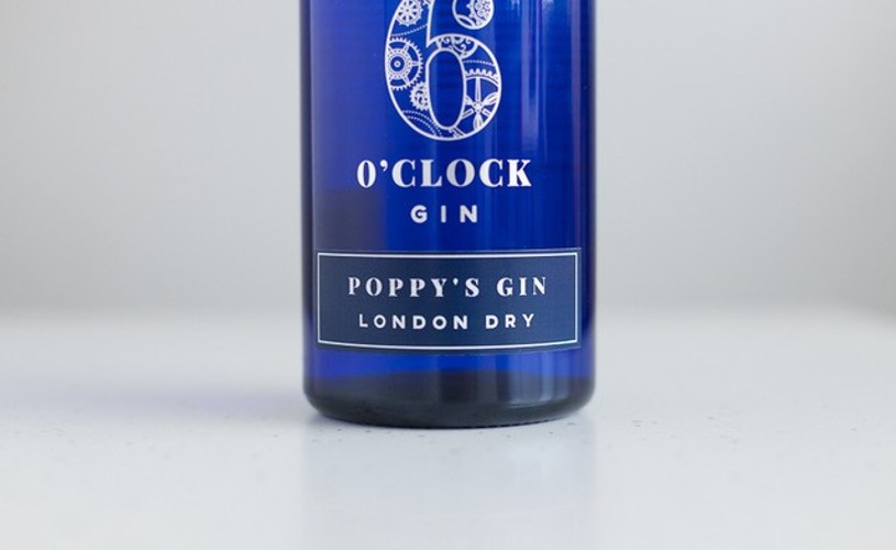 6 O'clock Gin bottle with personalised label saying 'Poppy's Gin'